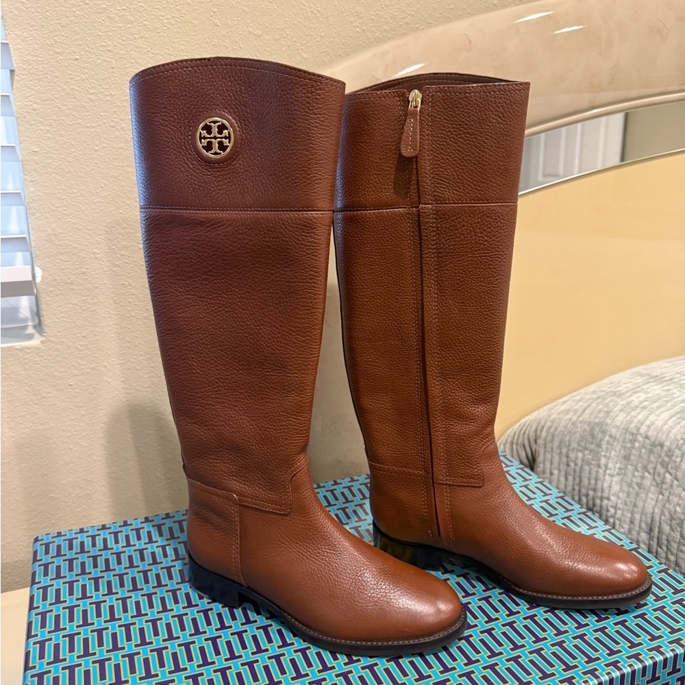 NEW Tory Burch Junction Riding Boot Size 6.5
